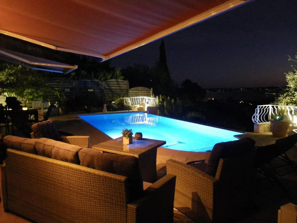 Villa Avec Piscine Privee, Climatisation Et Parking Aux Issambres - Fr-1-768-26